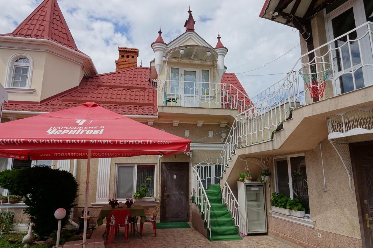 White House Apartments Odesa Exterior photo